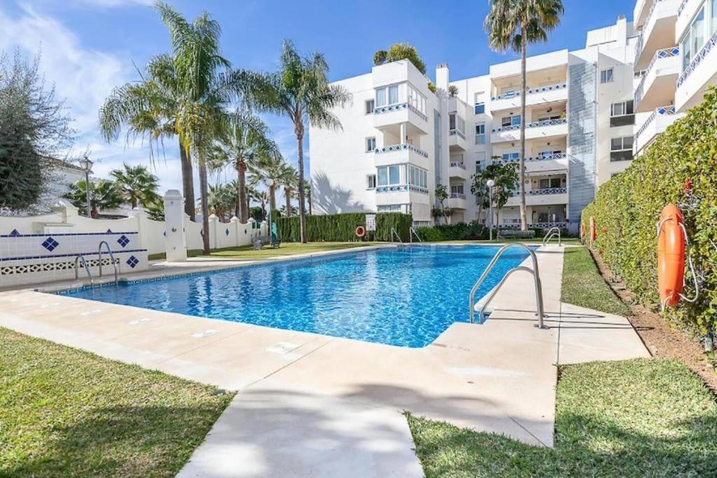 Solguest Apartamento II Napoleon Vistas Espectaculares!!! Marbella Bagian luar foto